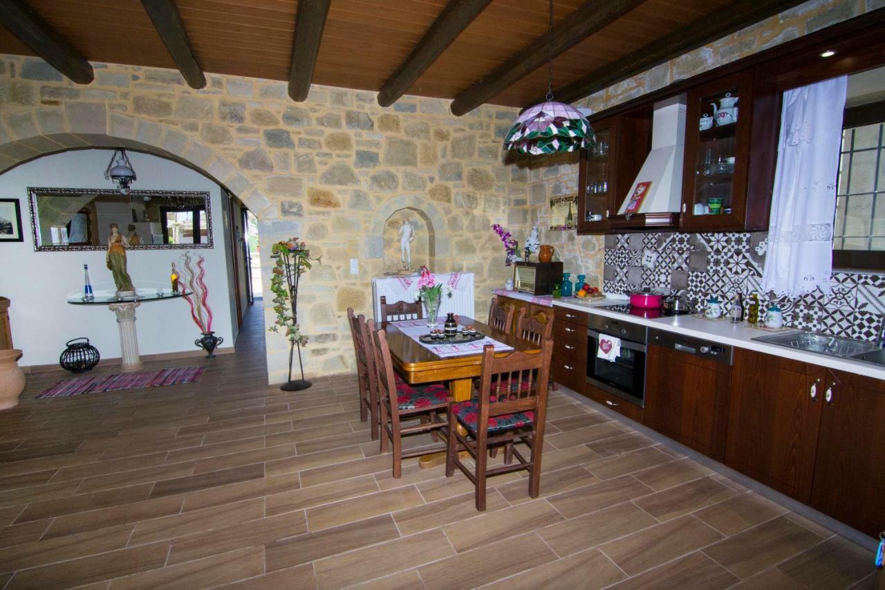 Mansion Rokka Villa Kíssamos Eksteriør billede