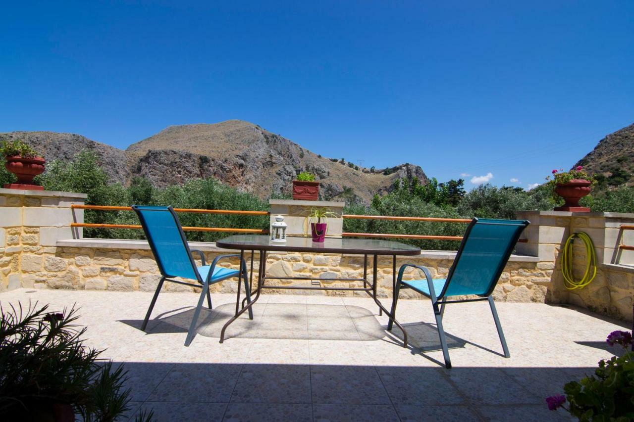 Mansion Rokka Villa Kíssamos Eksteriør billede